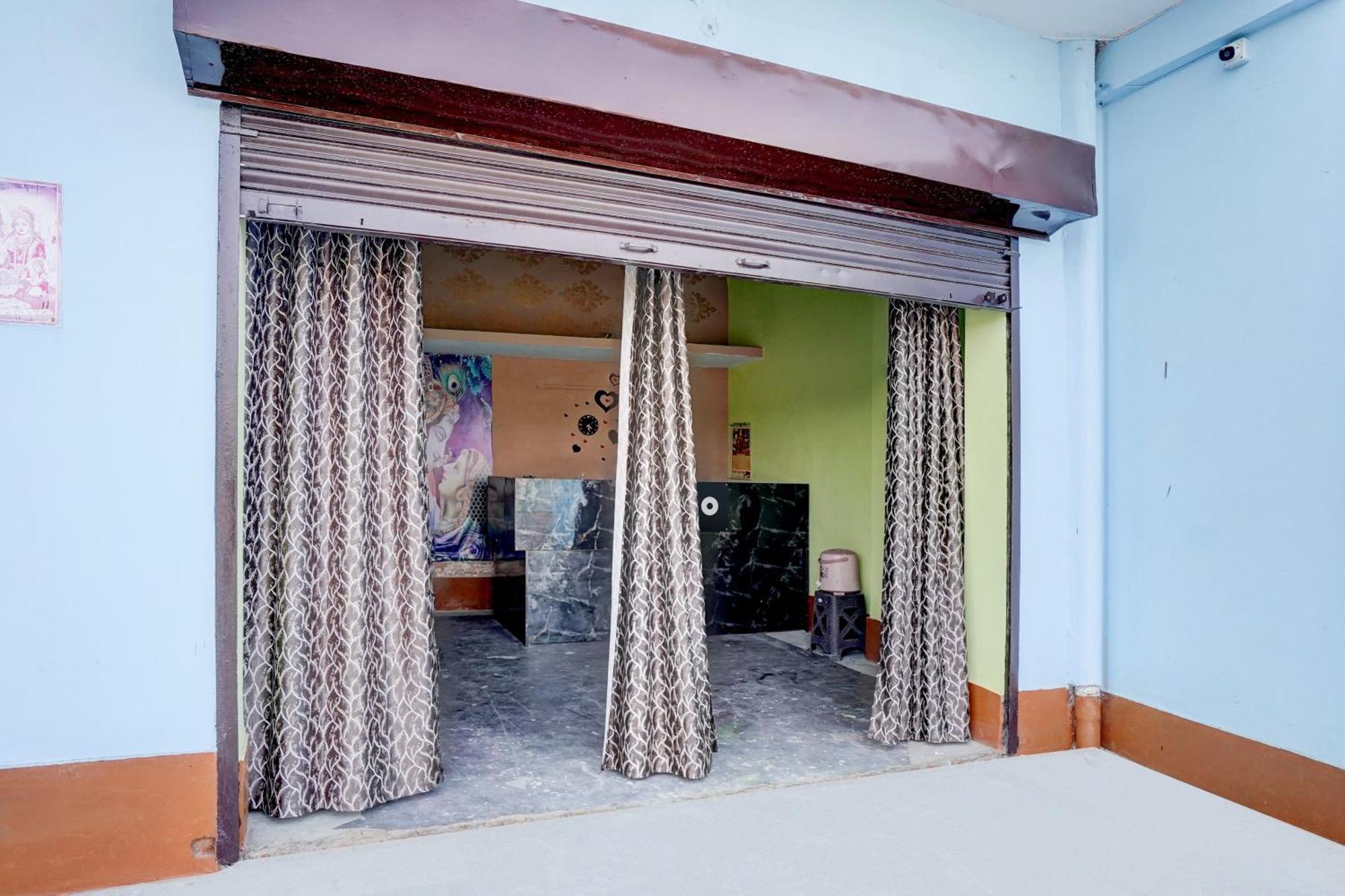 Spot On Celebration Hotel Kanpur Exterior photo